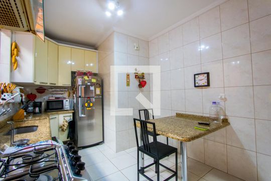 Cozinha de casa à venda com 2 quartos, 177m² em Jardim Bela Vista, Santo André