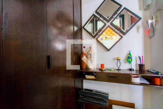 Detalhe da sala de casa à venda com 2 quartos, 177m² em Jardim Bela Vista, Santo André