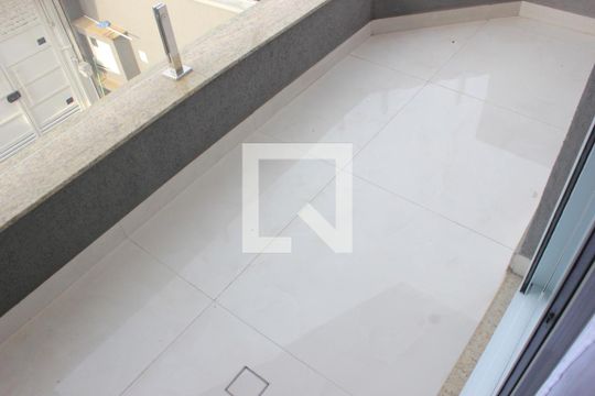Varanda da Suíte 1 de casa à venda com 3 quartos, 270m² em Vila Milton, Guarulhos