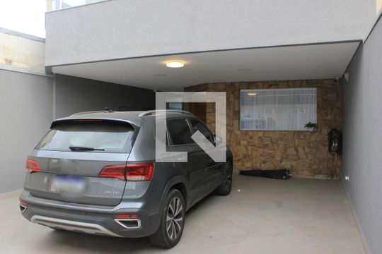 Garagem de casa à venda com 3 quartos, 270m² em Vila Milton, Guarulhos