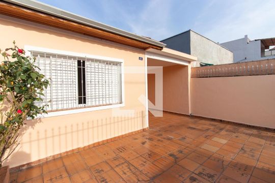 Garagem de casa para alugar com 3 quartos, 80m² em Vila Nivi, São Paulo