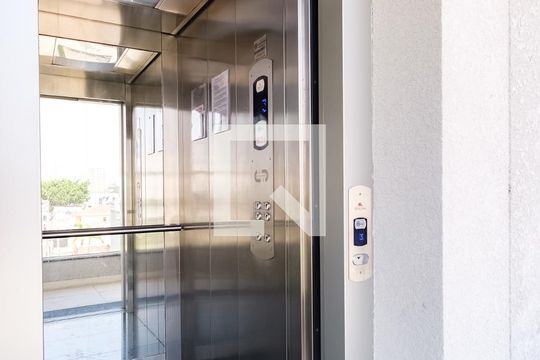 Área comum de apartamento para alugar com 1 quarto, 55m² em Penha de França, São Paulo
