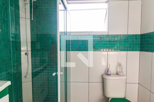 Banheiro de apartamento à venda com 2 quartos, 47m² em Jardim São Pedro, São Paulo