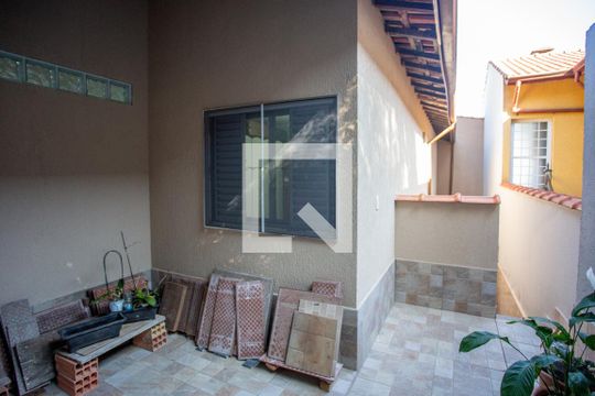 Área comum de casa à venda com 3 quartos, 155m² em Conjunto Residencial Pombeva, São Bernardo do Campo