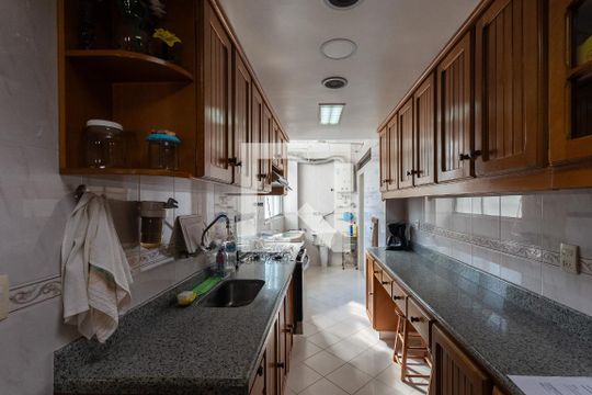Cozinha de apartamento para alugar com 4 quartos, 176m² em Tijuca, Rio de Janeiro