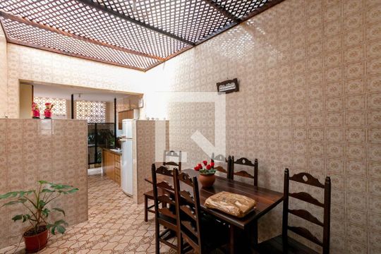 Copa de casa à venda com 4 quartos, 360m² em Camargos, Belo Horizonte