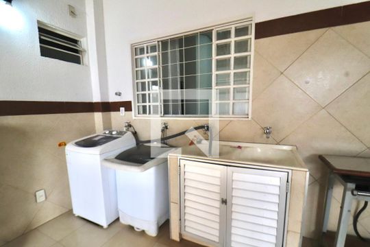 Área de Serviço de casa para alugar com 3 quartos, 223m² em Setor Centro Oeste, Goiânia