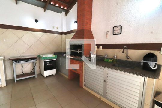 Varanda gourmet de casa para alugar com 3 quartos, 223m² em Setor Centro Oeste, Goiânia