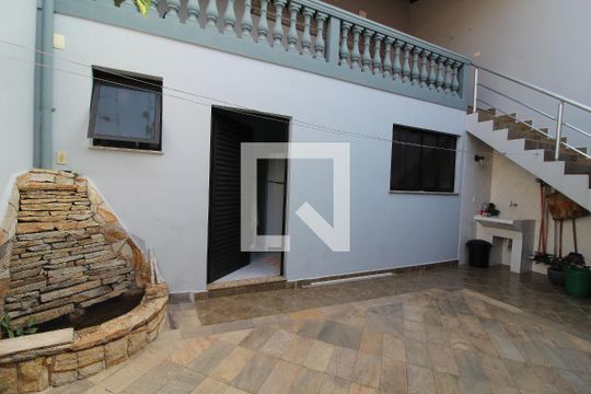 Área de Serviço de casa à venda com 5 quartos, 194m² em Água Rasa, São Paulo