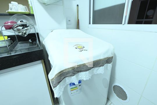 Cozinha de apartamento à venda com 2 quartos, 39m² em Setor Perim, Goiânia