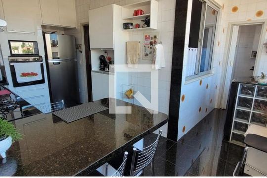 cozinha de apartamento à venda com 4 quartos, 166m² em Santo Antônio, Belo Horizonte