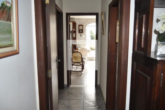 Sala de casa à venda com 6 quartos, 340m² em Riachuelo, Rio de Janeiro