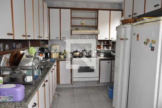 Cozinha de casa à venda com 6 quartos, 340m² em Riachuelo, Rio de Janeiro