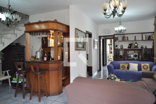 Sala de casa à venda com 6 quartos, 340m² em Riachuelo, Rio de Janeiro