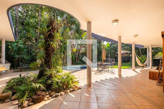 Quintal de casa à venda com 5 quartos, 468m² em Alto de Pinheiros, São Paulo