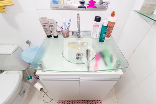 Detalhe - Banheiro de apartamento à venda com 2 quartos, 58m² em Brás, São Paulo
