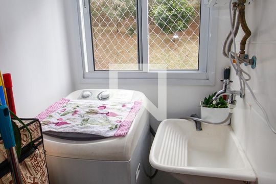 Área de Serviço de apartamento à venda com 2 quartos, 47m² em Jardim Monte Alegre, Taboão da Serra