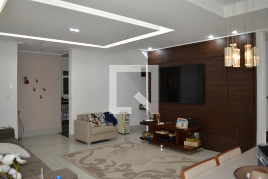 Sala de casa de condomínio à venda com 3 quartos, 160m² em Tijuco, Contagem
