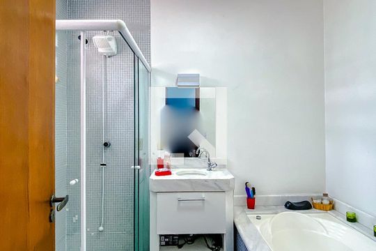 Banheiro da Suíte de casa à venda com 2 quartos, 70m² em Vila Invernada, São Paulo
