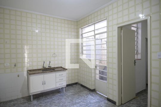 Kitnet 1 de casa à venda com 8 quartos, 430m² em Cambuci, São Paulo