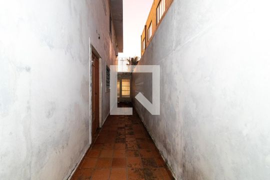 Área externa de casa à venda com 3 quartos, 154m² em Parque Pinheiros, Taboão da Serra