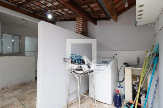Quintal de casa para alugar com 3 quartos, 90m² em Vila Califórnia, São Paulo