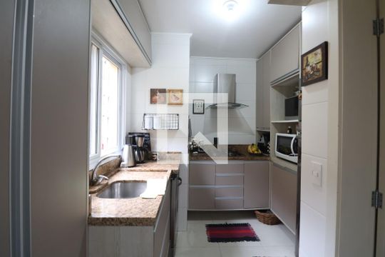Cozinha de casa de condomínio à venda com 3 quartos, 151m² em Marechal Rondon, Canoas