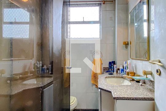Banheiro de apartamento à venda com 3 quartos, 90m² em Mooca, São Paulo
