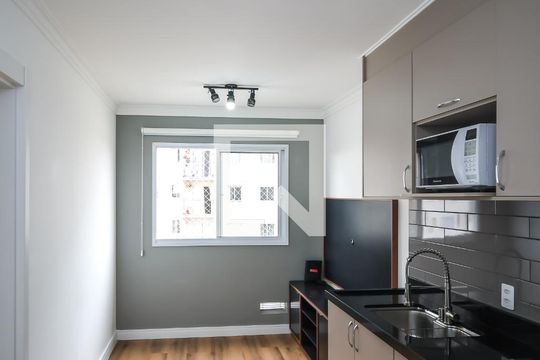 Sala e Cozinha de kitnet/studio à venda com 1 quarto, 23m² em Sacoma, São Paulo