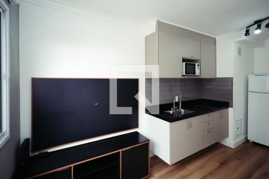 Sala e Cozinha de kitnet/studio à venda com 1 quarto, 23m² em Sacoma, São Paulo