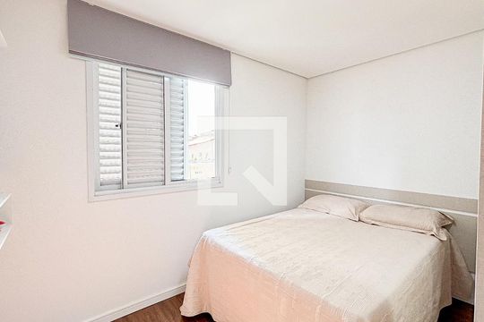 Quarto 1 de apartamento para alugar com 2 quartos, 53m² em Vila Alto de Santo Andre, Santo André