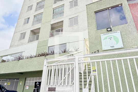 Fachada de apartamento para alugar com 2 quartos, 53m² em Vila Alto de Santo Andre, Santo André