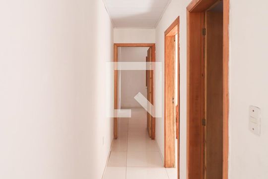 Corredor de casa à venda com 3 quartos, 92m² em Campina, São Leopoldo