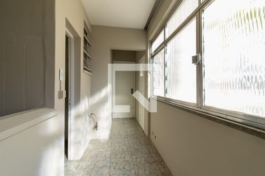 Área de Serviço de apartamento para alugar com 3 quartos, 180m² em Independência, Porto Alegre