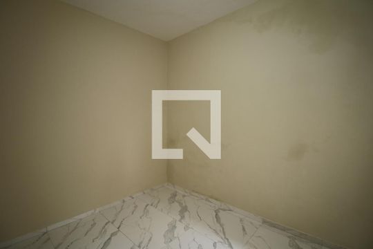 Quarto  de casa para alugar com 1 quarto, 75m² em Olaria, Rio de Janeiro