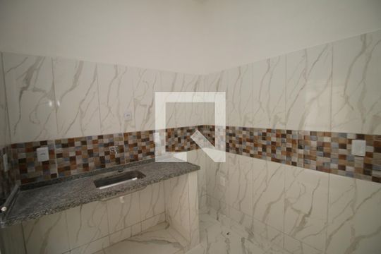 Cozinha de casa para alugar com 1 quarto, 75m² em Olaria, Rio de Janeiro