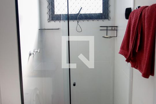 Banheiro da Suíte 2 de apartamento à venda com 2 quartos, 52m² em Centro, Osasco