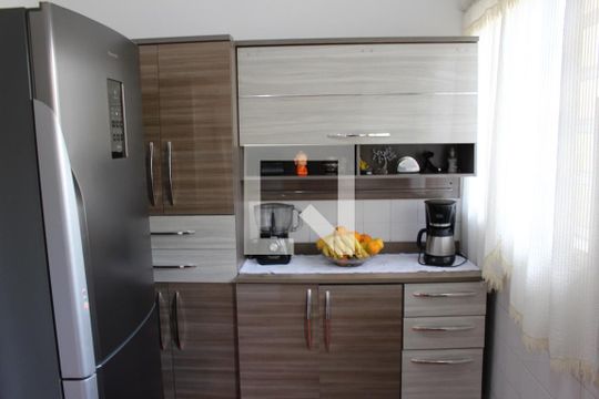 Cozinha de casa à venda com 3 quartos, 120m² em Vila Cleonice, São Paulo