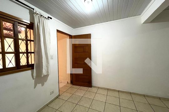 Sala de casa à venda com 2 quartos, 128m² em Vila Guarani (zona Sul), São Paulo