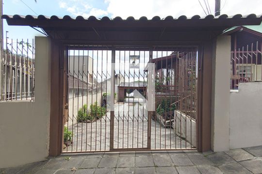 Fachada de casa para alugar com 1 quarto, 78m² em Canudos, Novo Hamburgo