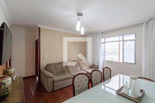 Sala de apartamento à venda com 2 quartos, 70m² em Copacabana, Belo Horizonte
