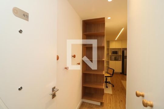 Entrada de kitnet/studio para alugar com 1 quarto, 37m² em Jardim Independência (são Paulo), São Paulo