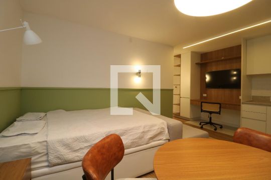 Sala/Quarto de kitnet/studio para alugar com 1 quarto, 37m² em Jardim Independência (são Paulo), São Paulo