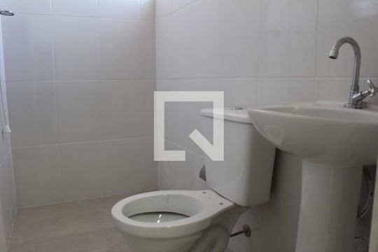 Banheiro  de casa para alugar com 2 quartos, 53m² em Chácara Belenzinho, São Paulo