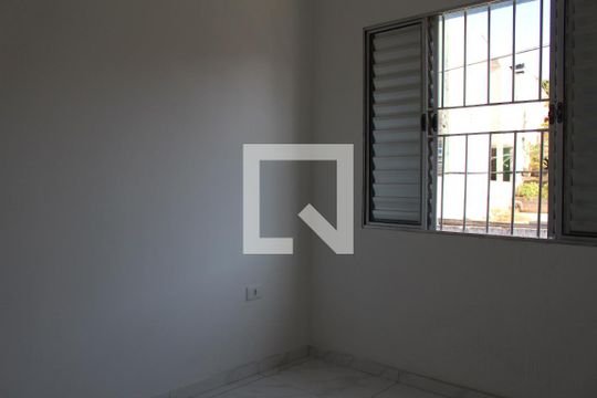Quarto 2 de casa para alugar com 2 quartos, 53m² em Chácara Belenzinho, São Paulo