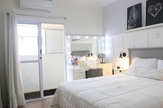 Suíte de casa à venda com 3 quartos, 255m² em Vila Rosália, Guarulhos