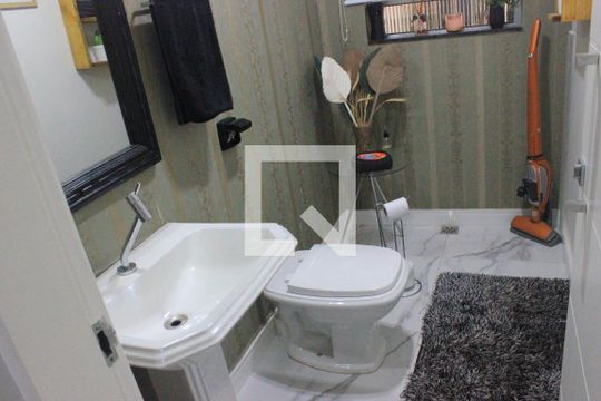 Lavabo  de casa à venda com 3 quartos, 255m² em Vila Rosália, Guarulhos