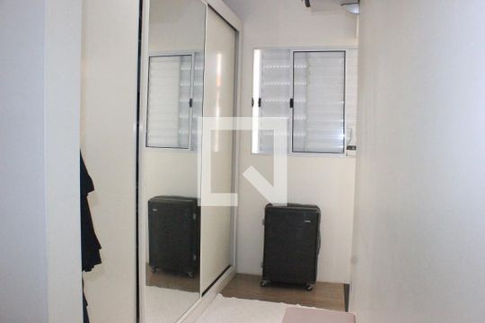 Closet de casa à venda com 3 quartos, 255m² em Vila Rosália, Guarulhos