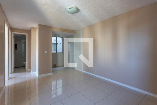 Sala de apartamento para alugar com 2 quartos, 38m² em Jardim Dona Leopoldina, Porto Alegre