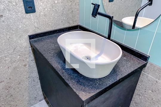 Banheiro da Suíte de apartamento à venda com 2 quartos, 55m² em Brás, São Paulo